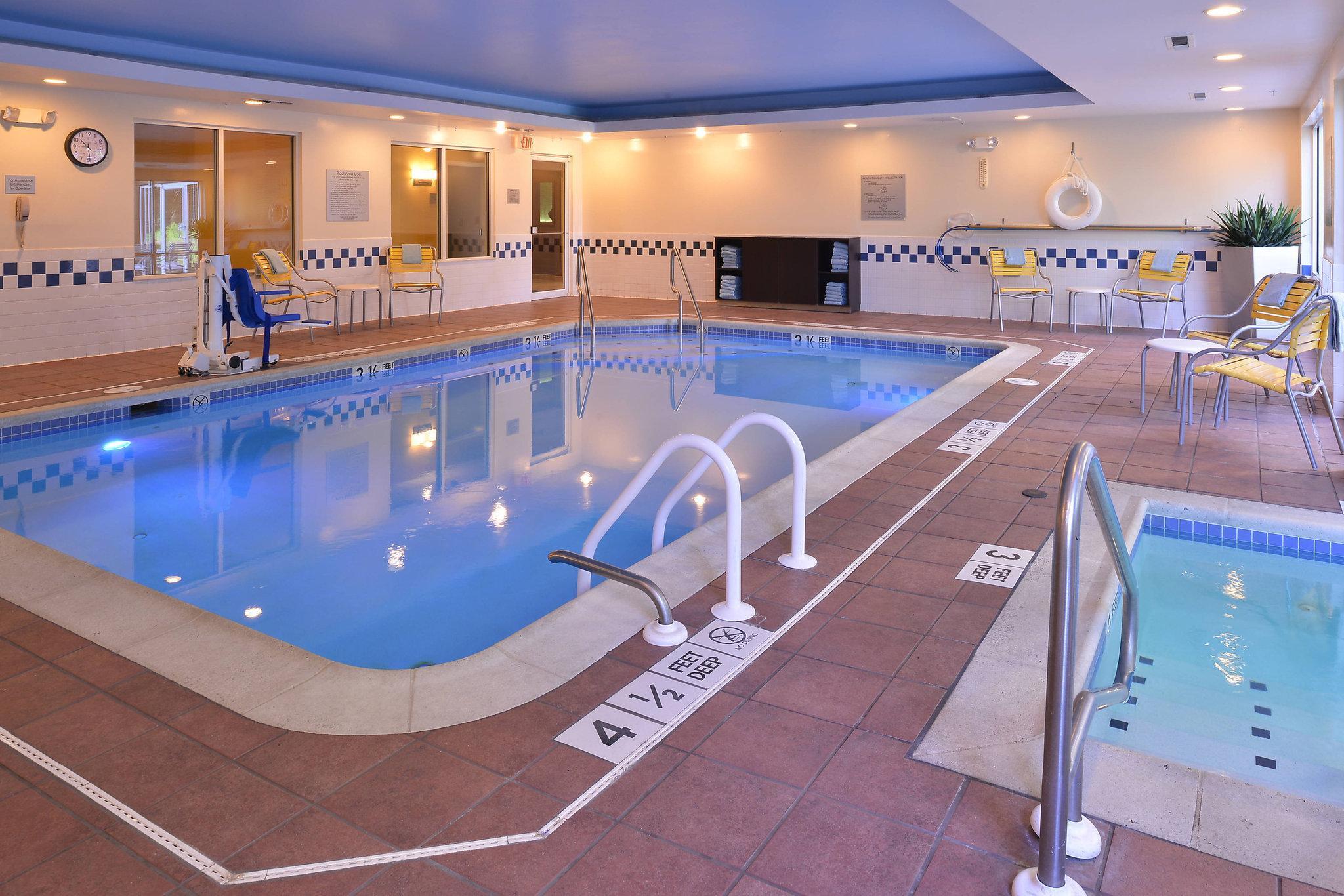 מאונט לאורל Comfort Inn & Suites Mt Laurel-Philadelphia מראה חיצוני תמונה