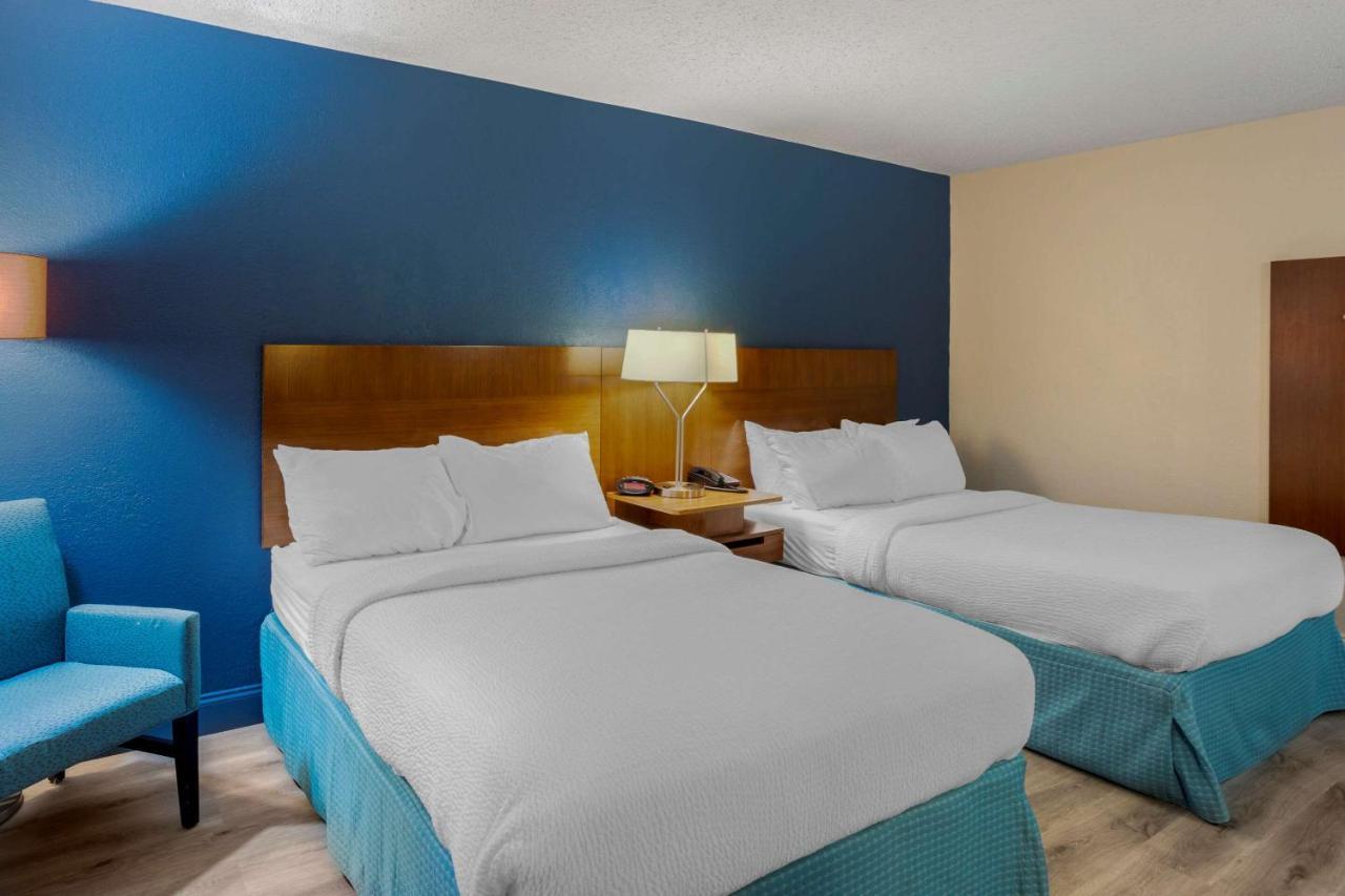 מאונט לאורל Comfort Inn & Suites Mt Laurel-Philadelphia מראה חיצוני תמונה